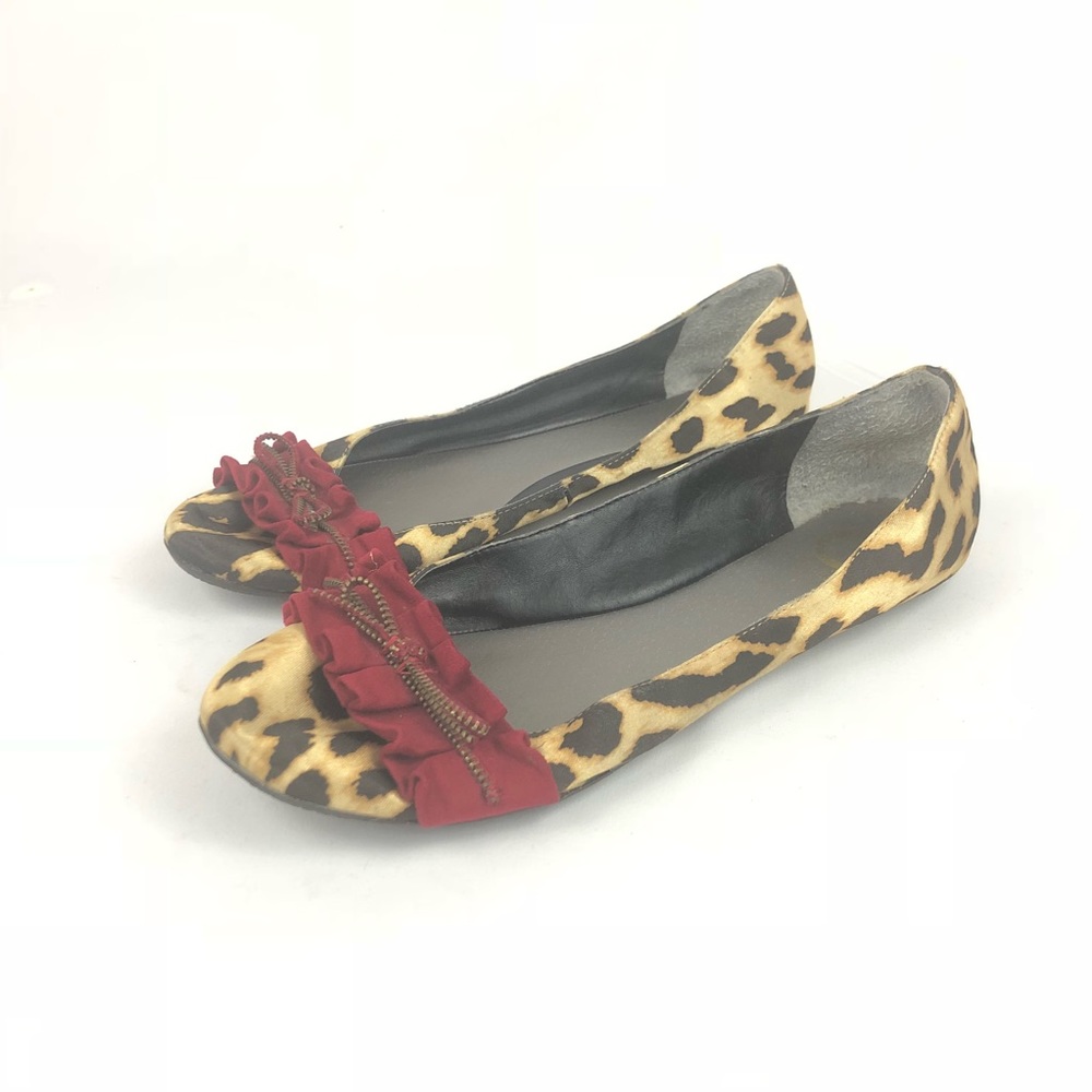 Guess leopard print flats